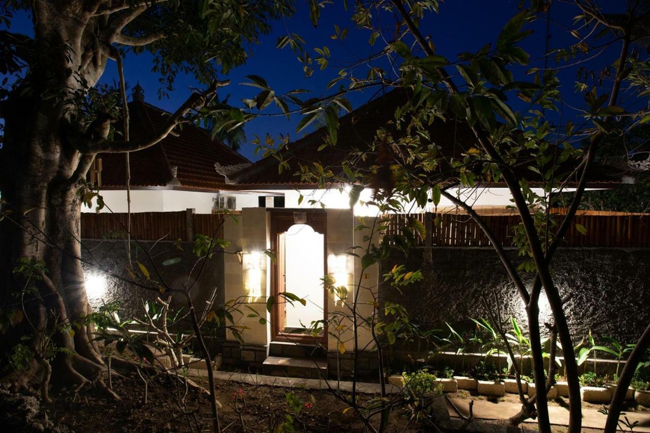 Ambengan Private Villas Toyapakeh Esterno foto
